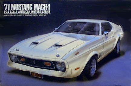 Amazon | マイクロエース 1/24 アメ車 No.5 '71 ムスタング